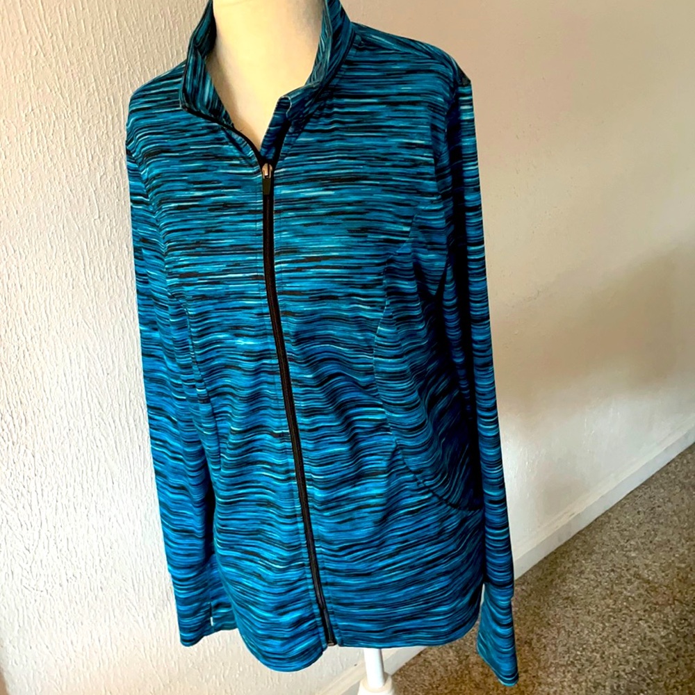 Womens sports set Size LG